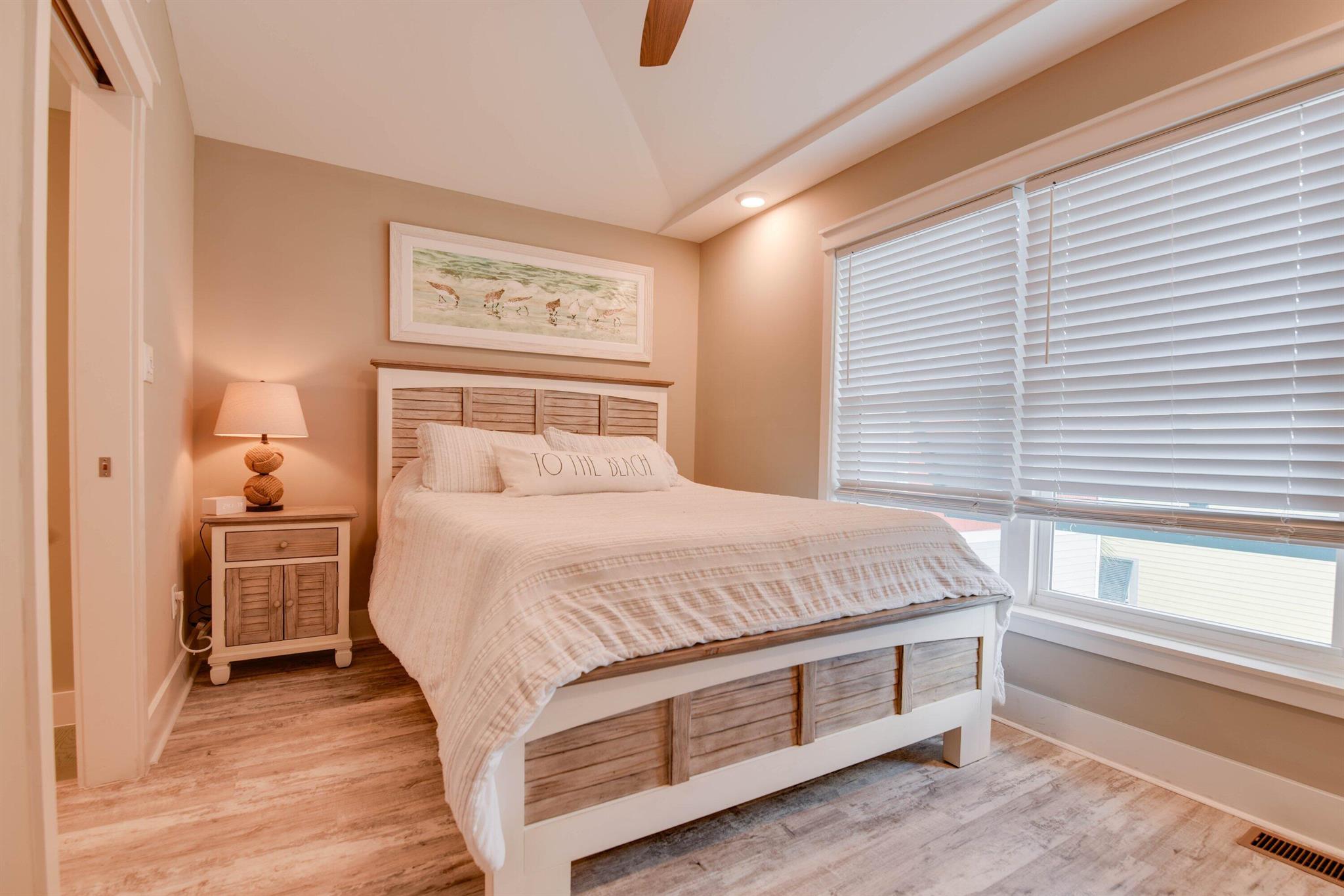 Marathon, Florida, 33050, United States, 2 Bedrooms Bedrooms, ,2 BathroomsBathrooms,Residential,For Sale,2001669