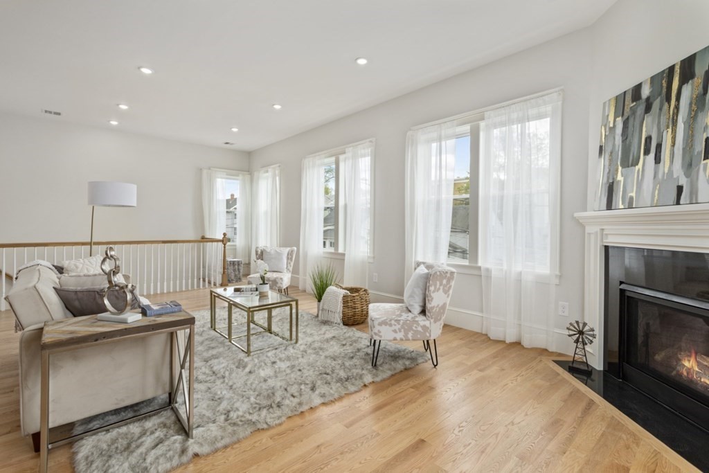 15 Woodbine St, 15, Somerville, Massachusetts, 02143, United States, 3 Bedrooms Bedrooms, ,3 BathroomsBathrooms,Residential,For Sale,15 Woodbine St , 15,1009384