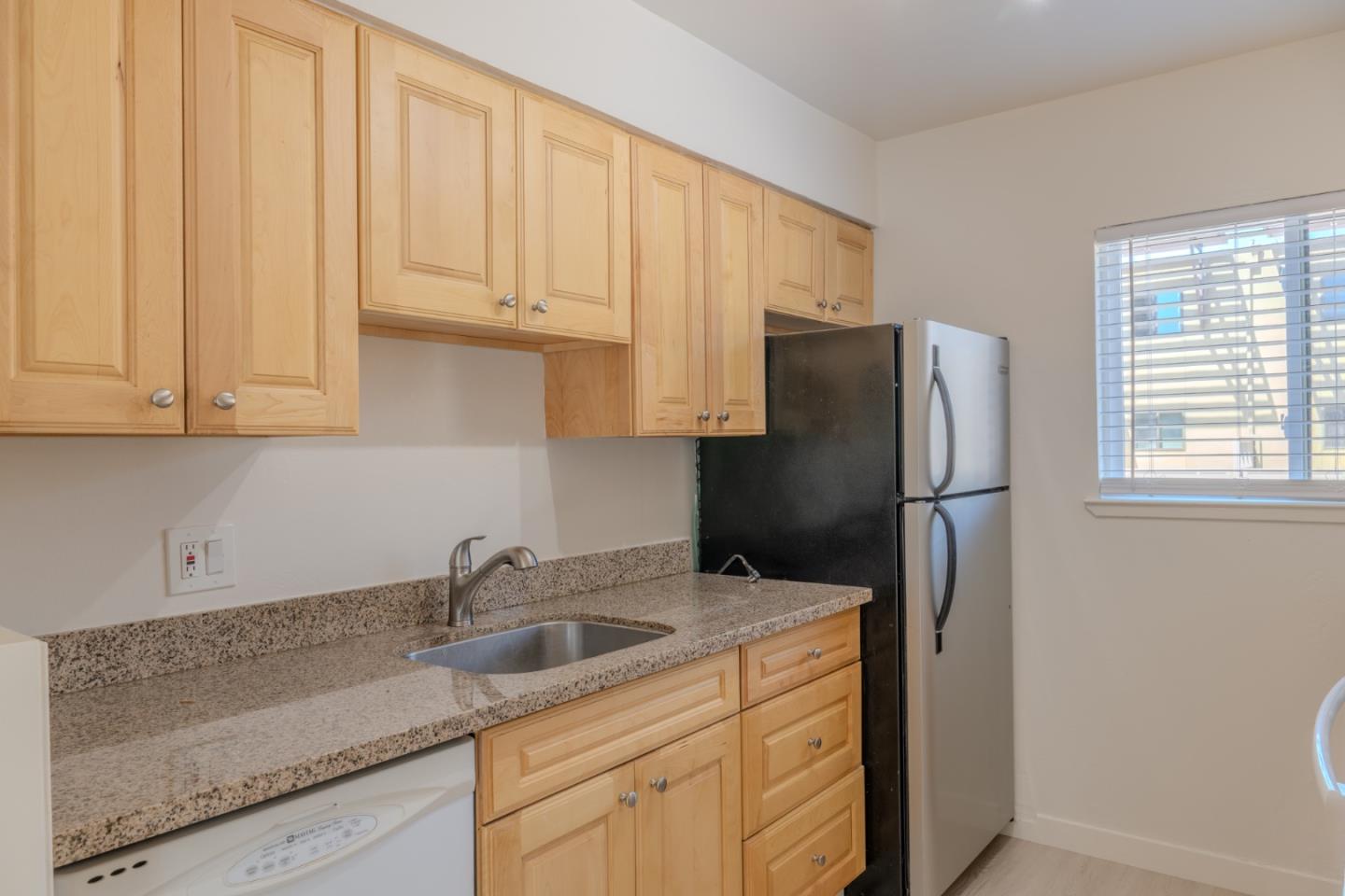 Foster City, California, 94404, United States, 2 Bedrooms Bedrooms, ,2 BathroomsBathrooms,Residential,For Sale,1840465