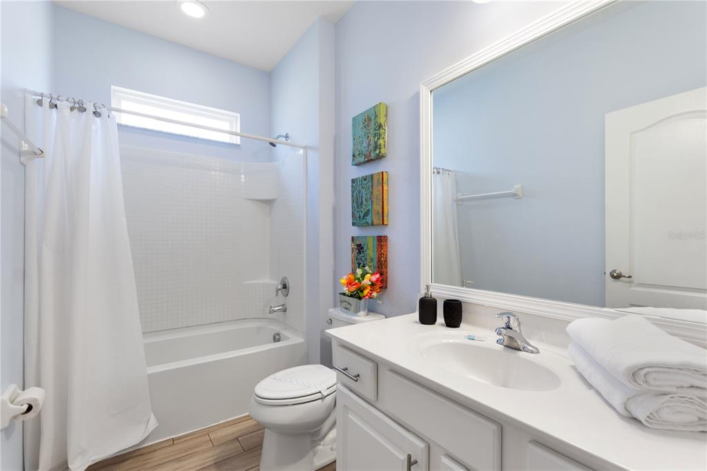 Davenport, Florida, 33837, United States, 10 Bedrooms Bedrooms, ,8 BathroomsBathrooms,Residential,For Sale,1996234