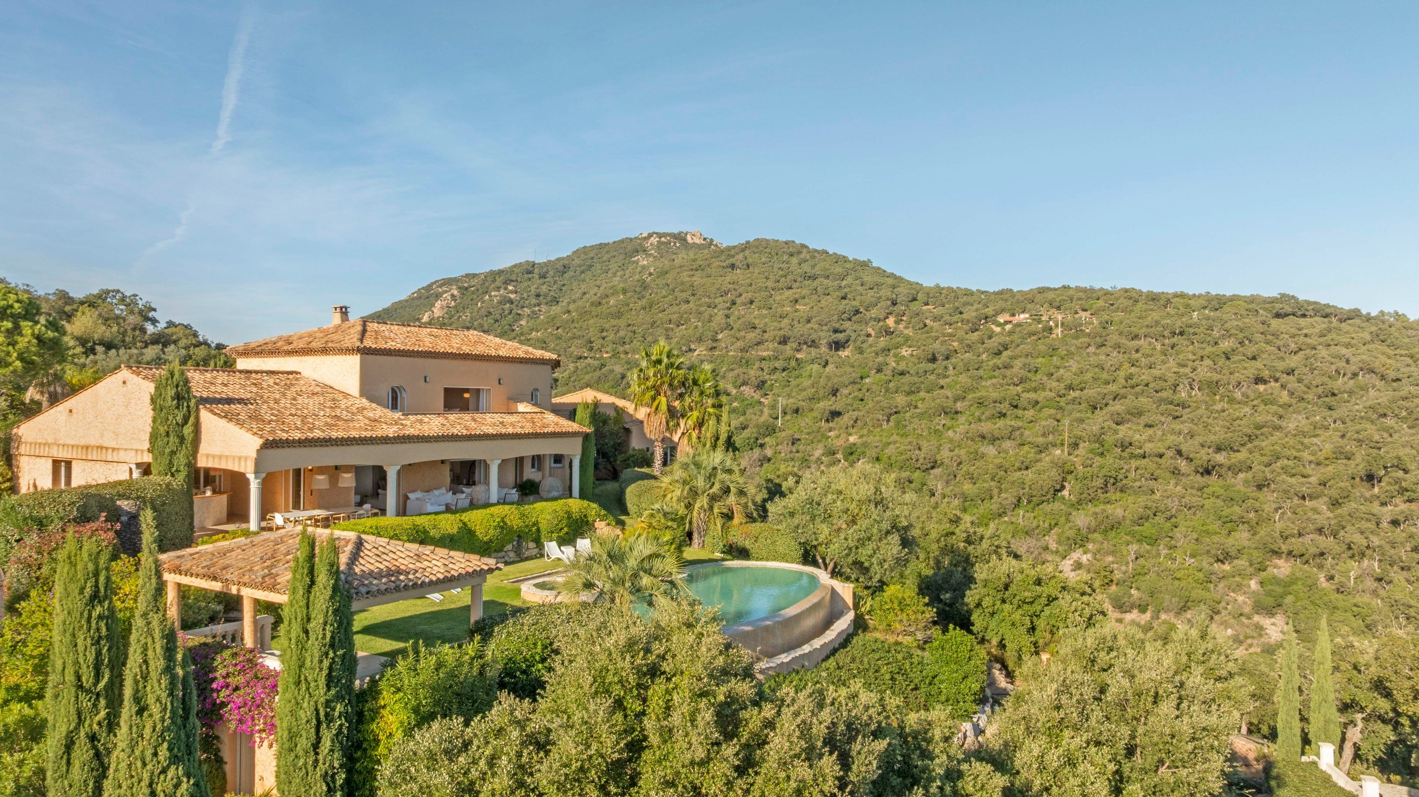  Prestigious property for sale in the Gulf of Saint-Tropez – private helipad, Me… - 物件實景