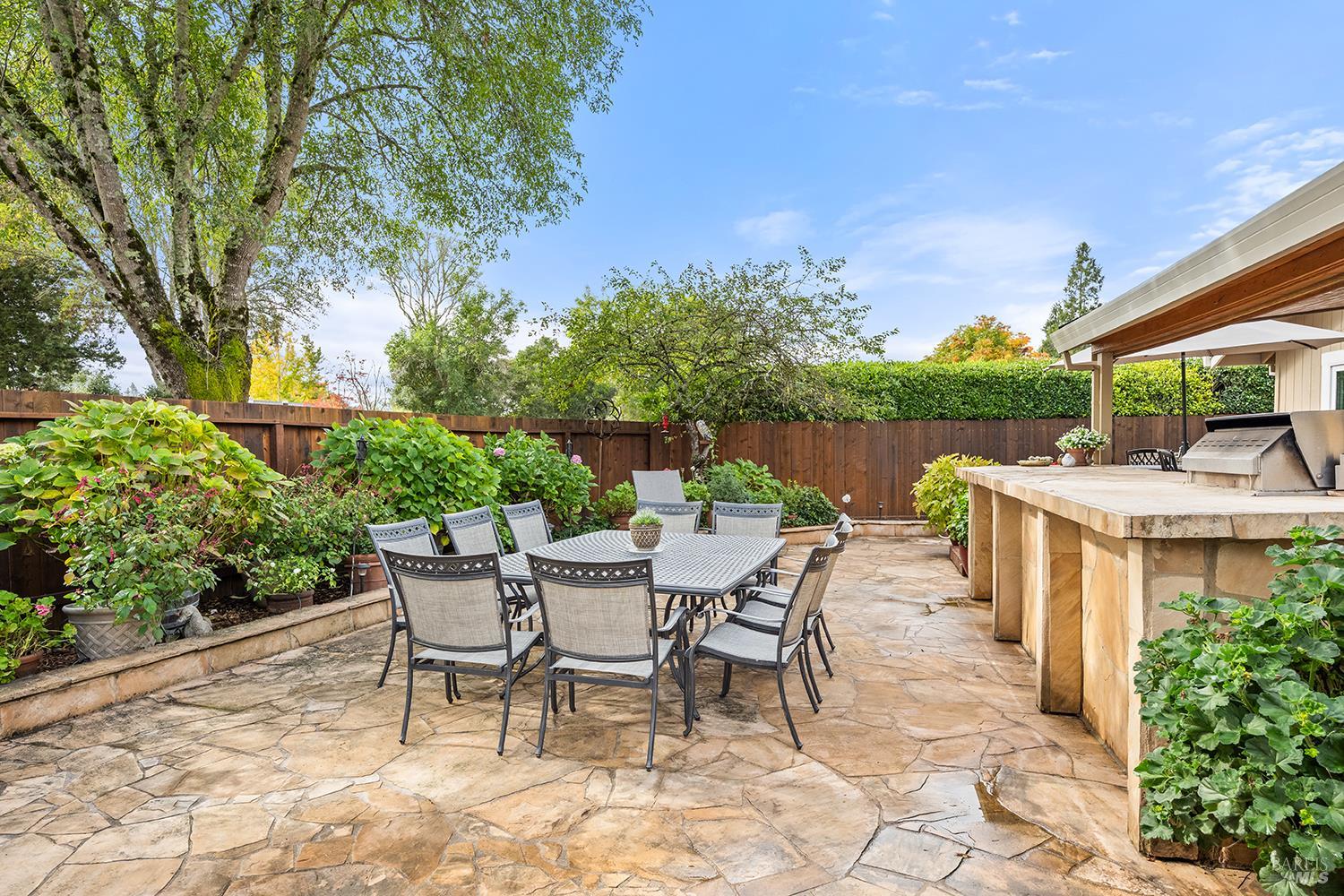 Sebastopol, California, 95472, United States, 3 Bedrooms Bedrooms, ,3 BathroomsBathrooms,Residential,For Sale,1990345