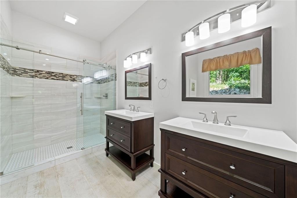 Jasper, Georgia, 30143, United States, 4 Bedrooms Bedrooms, ,4 BathroomsBathrooms,Residential,For Sale,1870987
