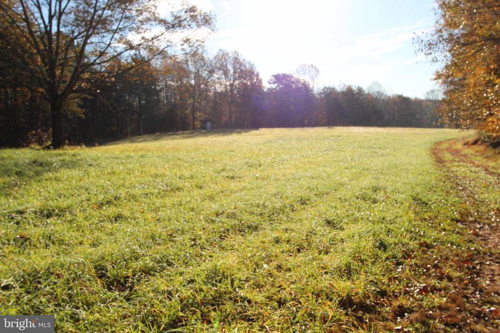 Fredericksburg, Virginia, 22406, United States, ,Residential,For Sale,1935241