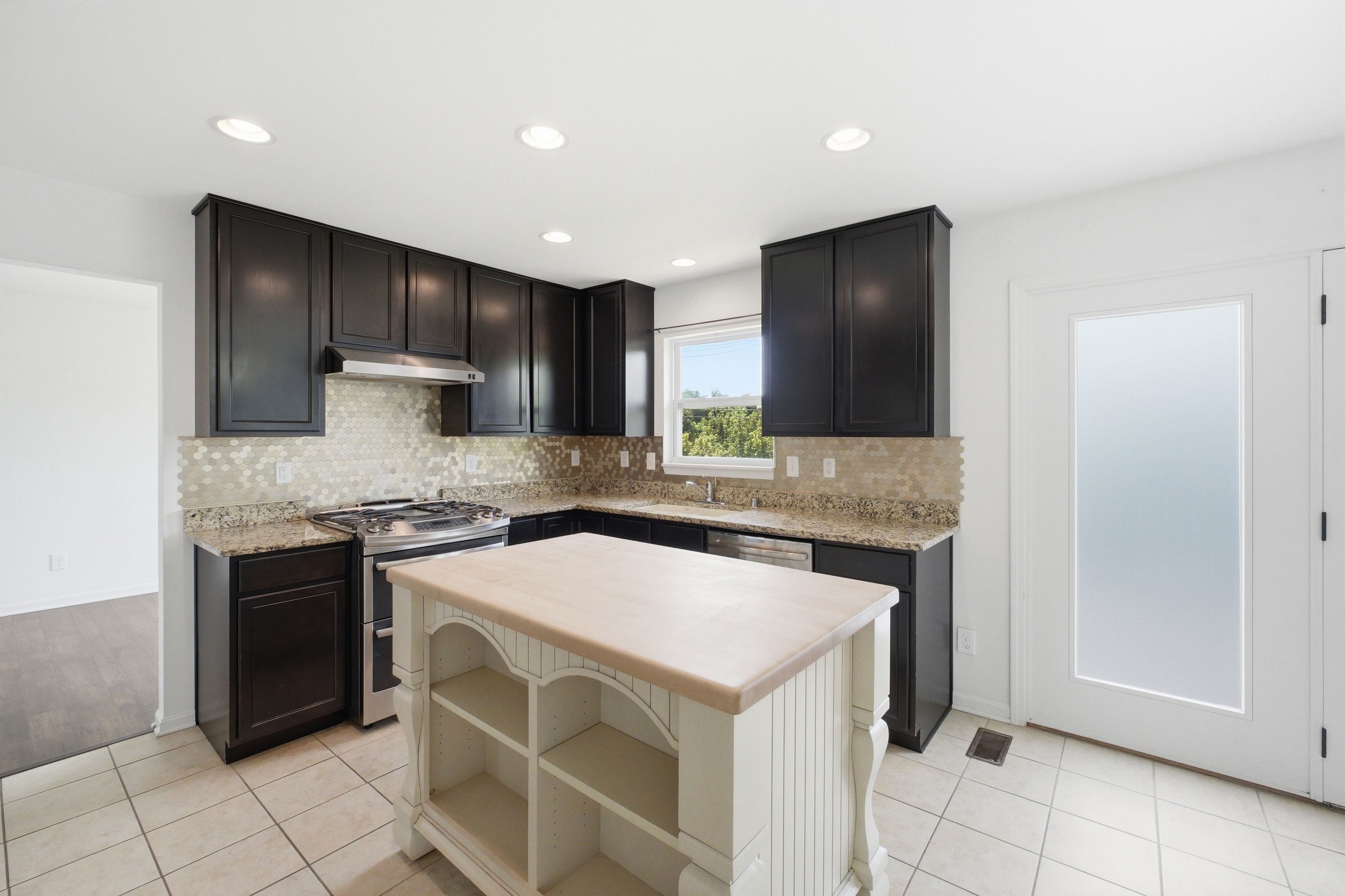 203 Brookfield Hills Court, Louisville, KY 40245 - 物件實景