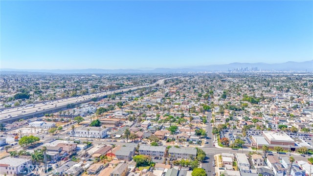 Los Angeles, California, 90061, United States, 2 Bedrooms Bedrooms, ,2 BathroomsBathrooms,Residential,For Sale,1981652