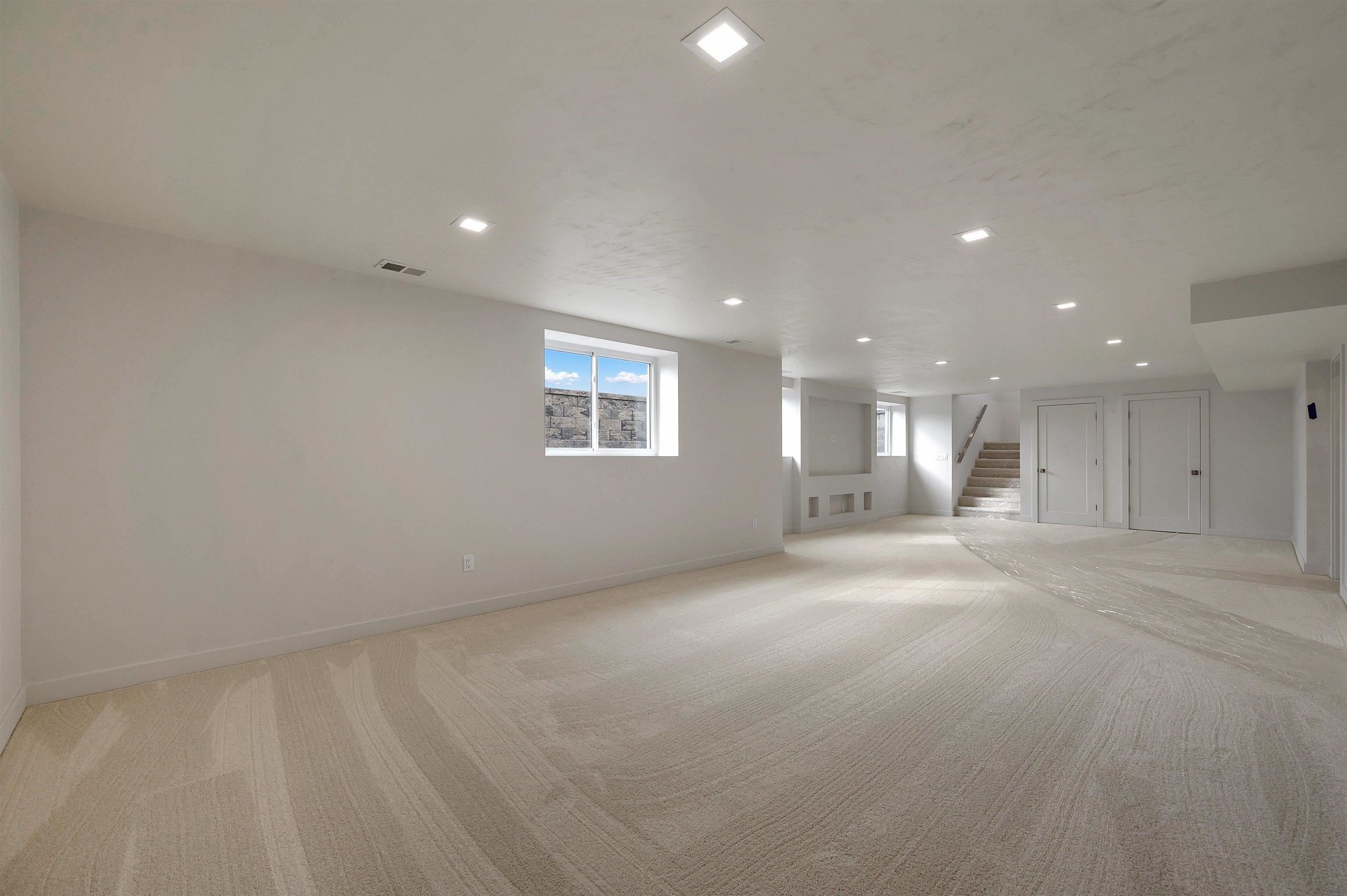 DE PERE, Wisconsin, 54115, United States, 2 Bedrooms Bedrooms, ,3 BathroomsBathrooms,Residential,For Sale,2005271