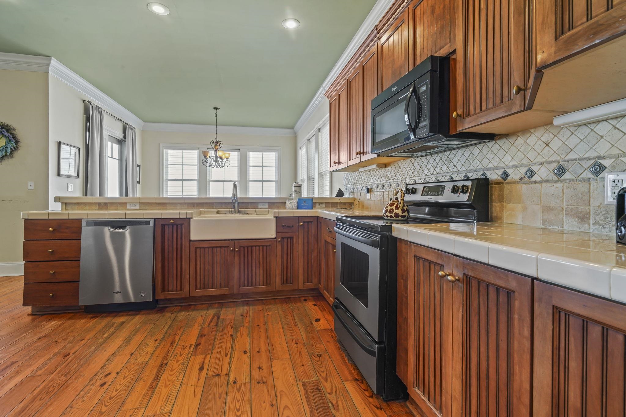 Murrells Inlet, South Carolina, 29576, United States, 8 Bedrooms Bedrooms, ,9 BathroomsBathrooms,Residential,For Sale,2008143