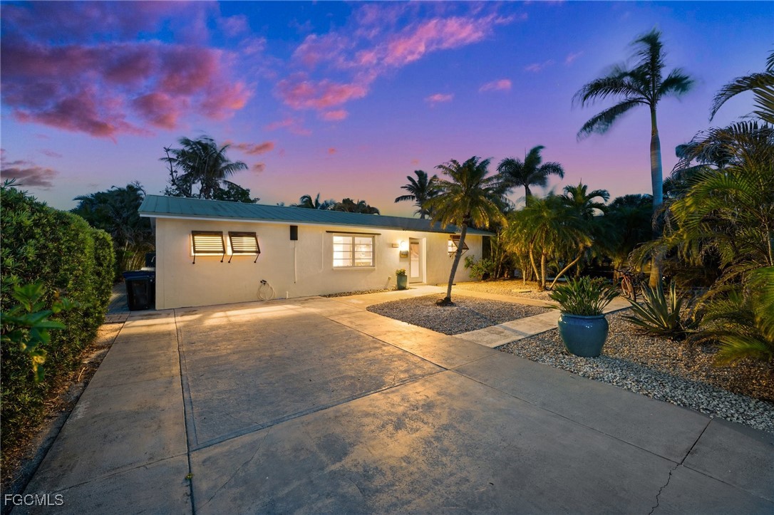 St James City, Florida, 33956, United States, 3 Bedrooms Bedrooms, ,2 BathroomsBathrooms,Residential,For Sale,1976154