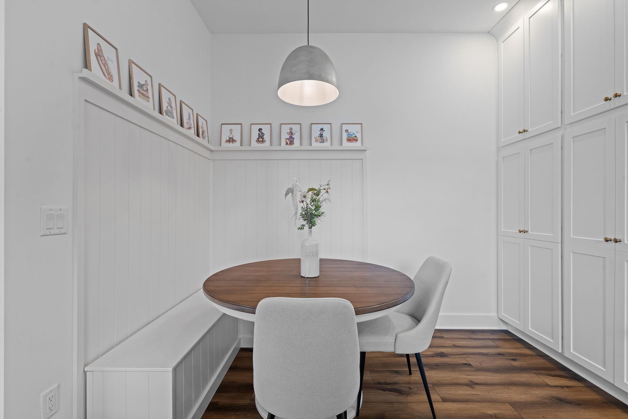  Custom East Hill Retreat - 物件實景