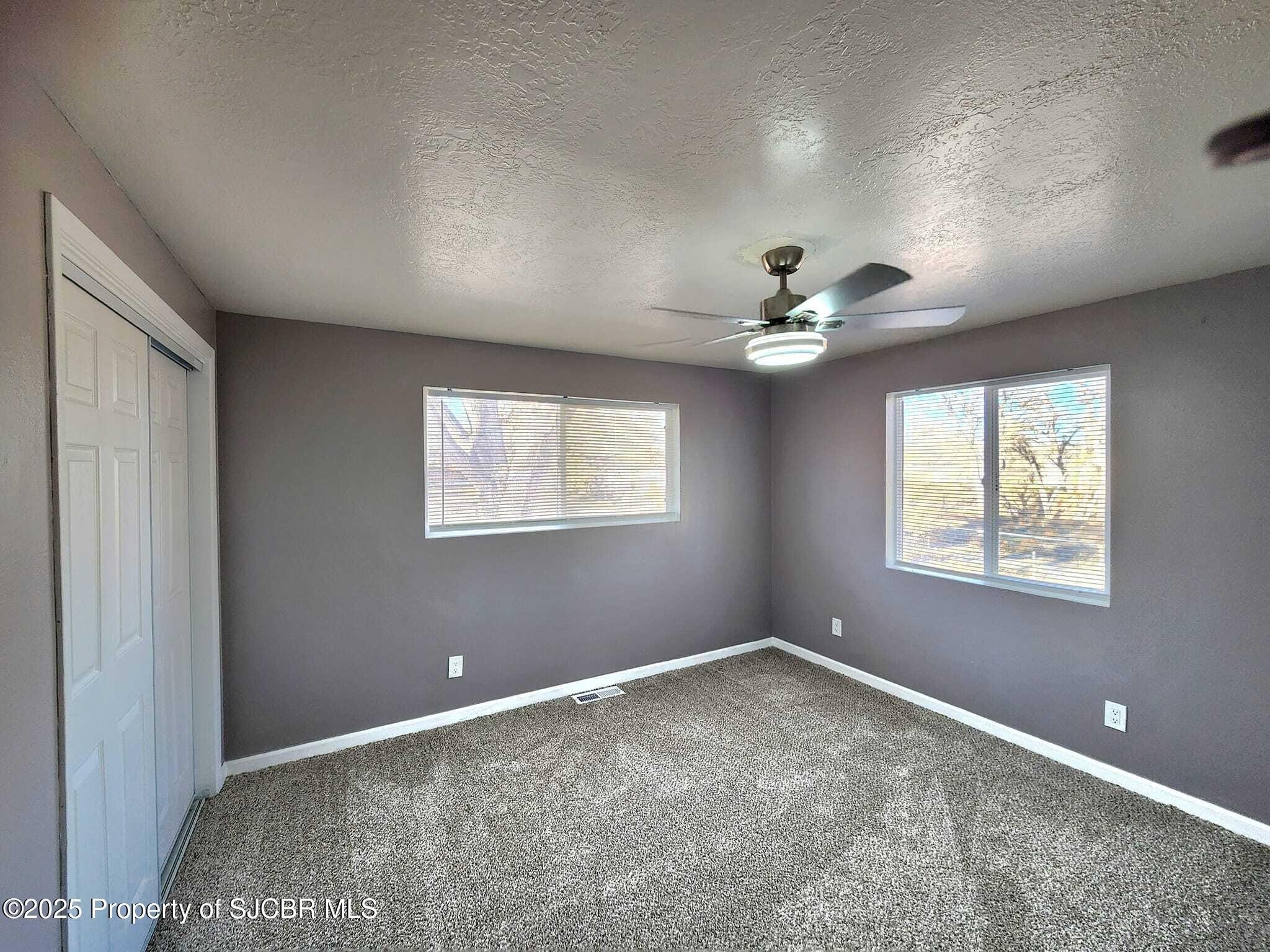 Flora Vista, New Mexico, 87415, United States, 5 Bedrooms Bedrooms, ,3 BathroomsBathrooms,Residential,For Sale,1926388