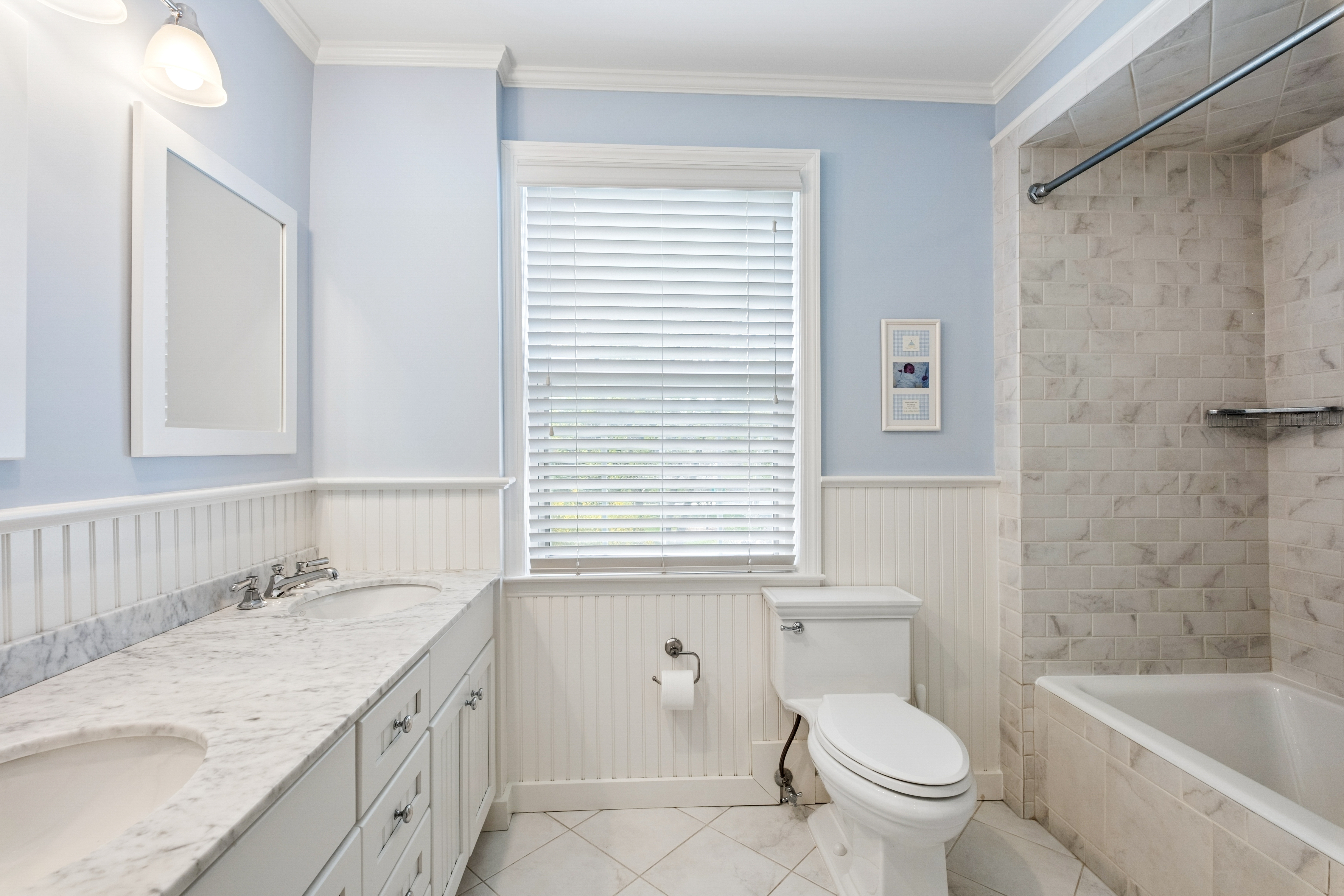  Beautifully Updated, Sun-Drenched Home - 物件實景