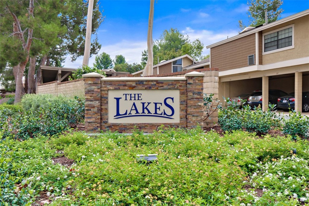 Irvine, California, 92620, United States, 1 Bedroom Bedrooms, ,2 BathroomsBathrooms,Residential,For Sale,1906882