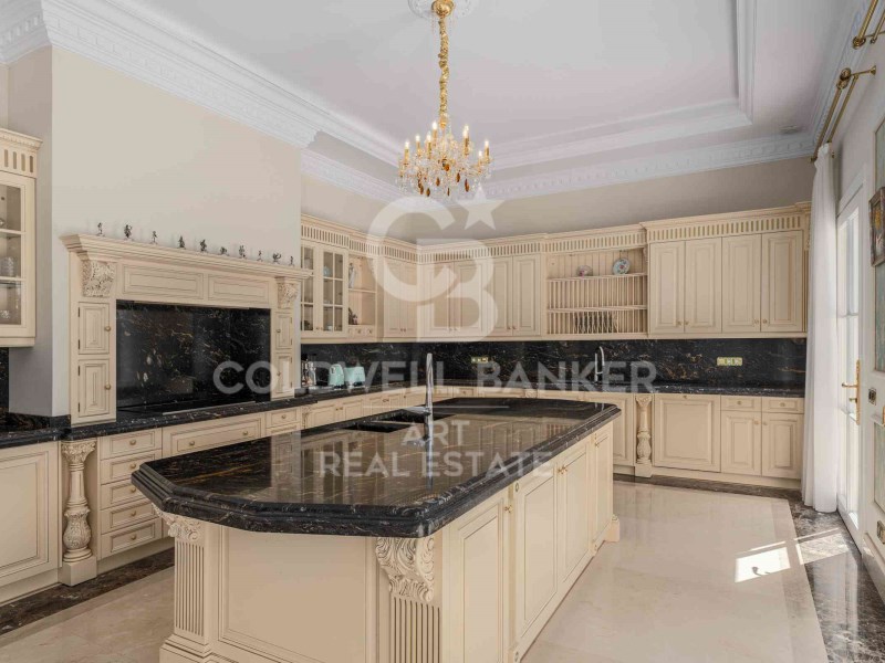 Marbella, Andalusia, ES, 7 Bedrooms Bedrooms, ,7 BathroomsBathrooms,Residential,For Sale,1819738