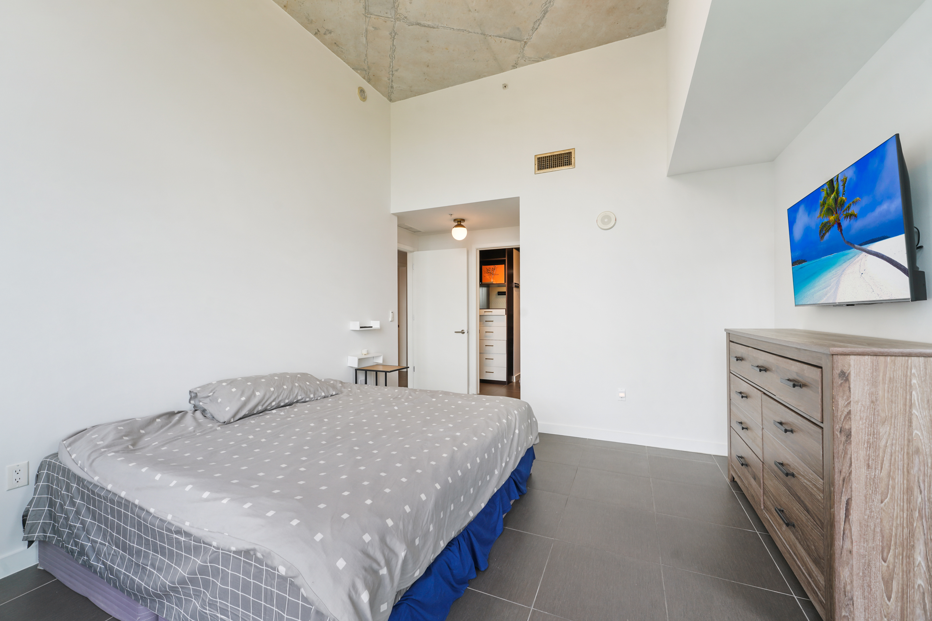  3301 NE 1st Ave, Miami, FL, 33137 - 物件實景