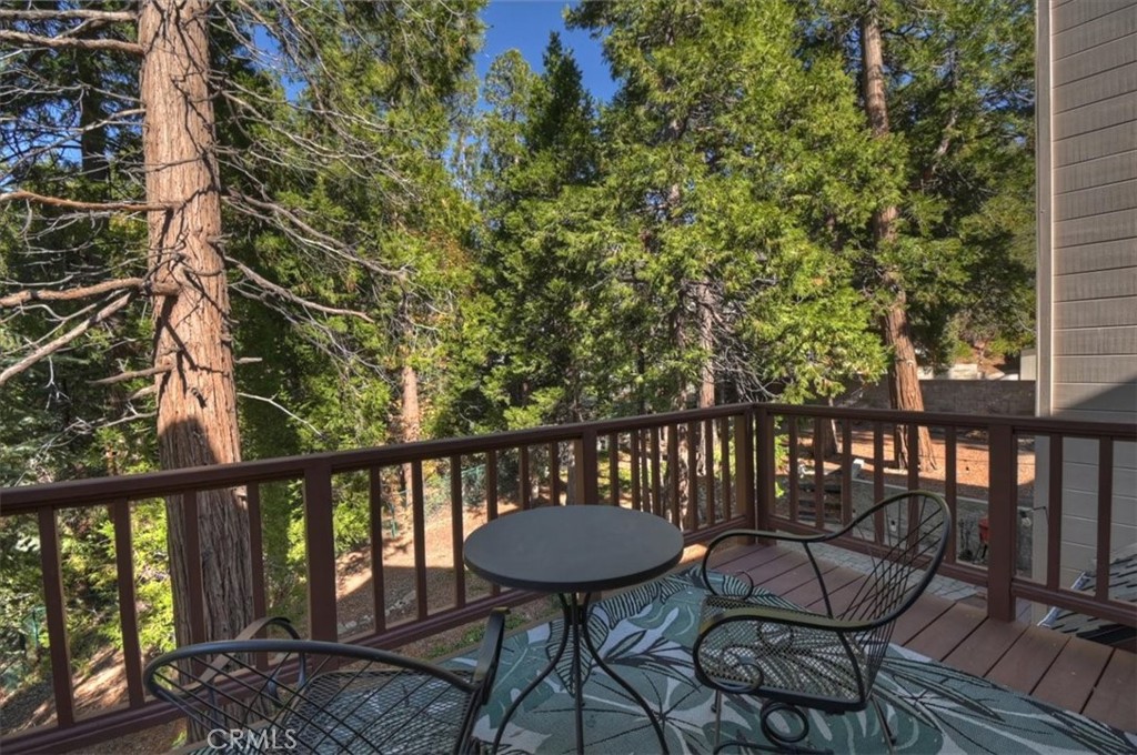 Lake Arrowhead, California, 92352, United States, 4 Bedrooms Bedrooms, ,3 BathroomsBathrooms,Residential,For Sale,1998822