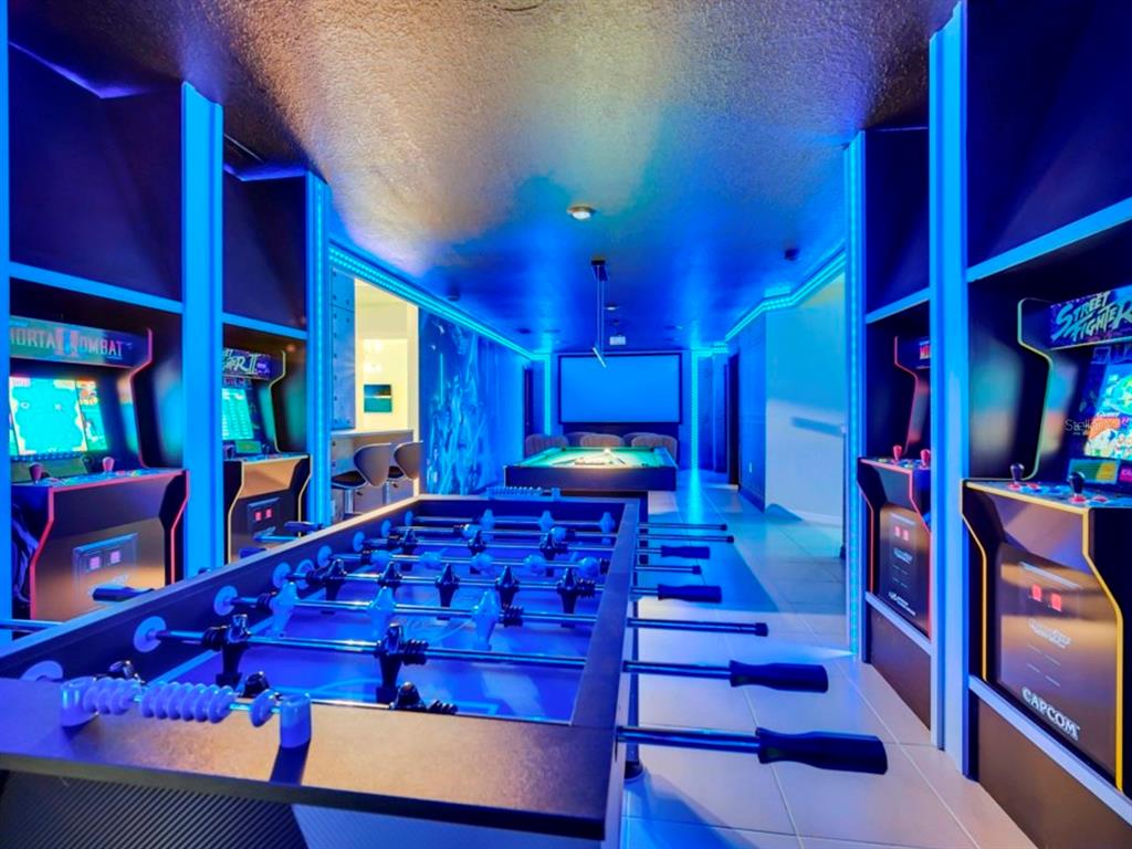 Davenport, Florida, 33897, United States, 10 Bedrooms Bedrooms, ,8 BathroomsBathrooms,Residential,For Sale,1736940