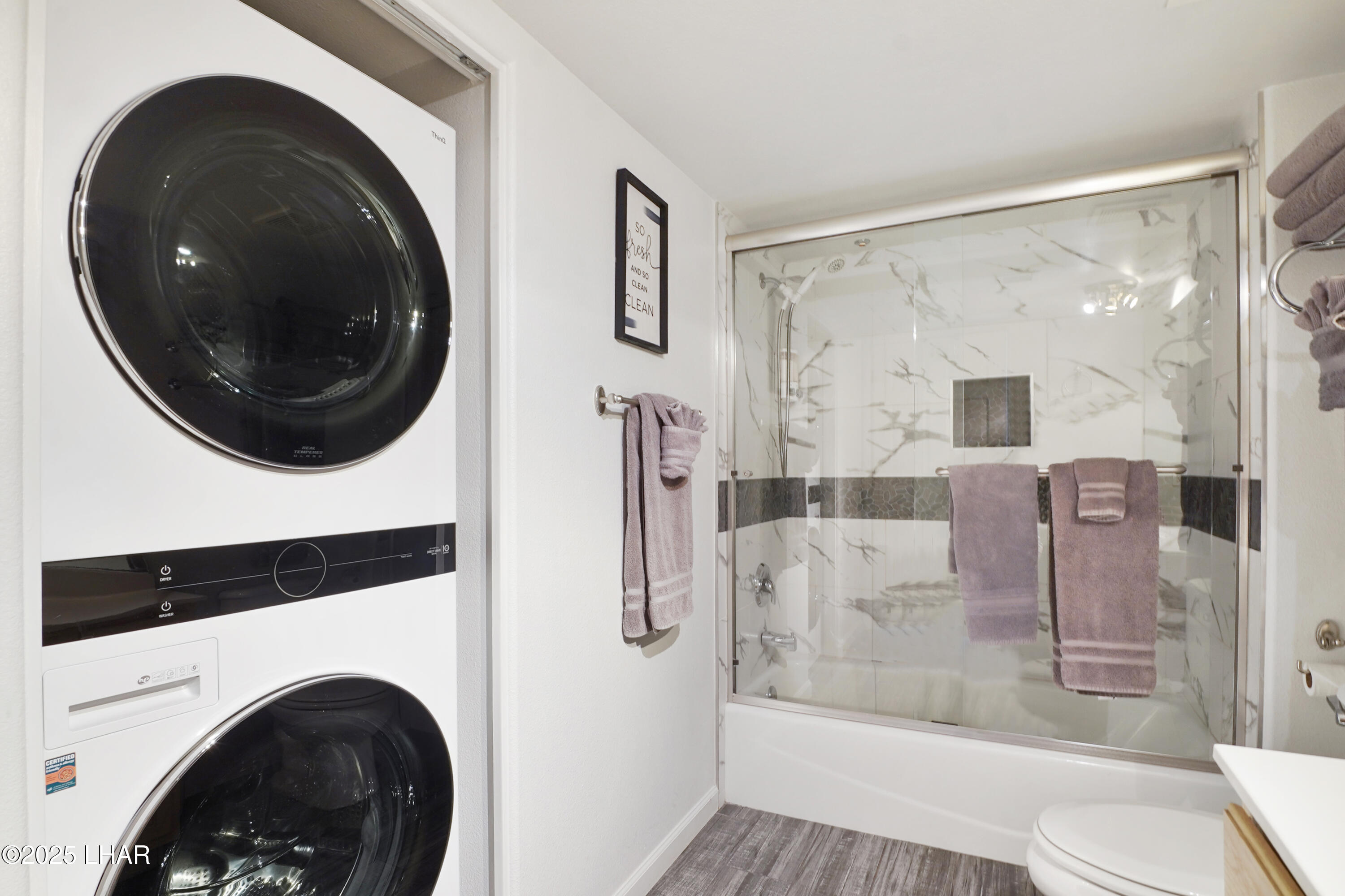 Lake Havasu City, Arizona, 86403, United States, 2 Bedrooms Bedrooms, ,1 BathroomBathrooms,Residential,For Sale,1999081