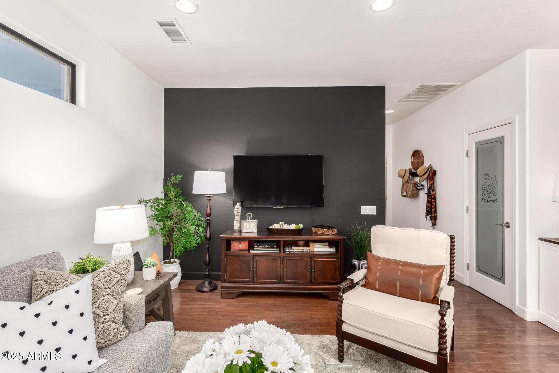 Surprise, Arizona, 85387, United States, 4 Bedrooms Bedrooms, ,3 BathroomsBathrooms,Residential,For Sale,1978130