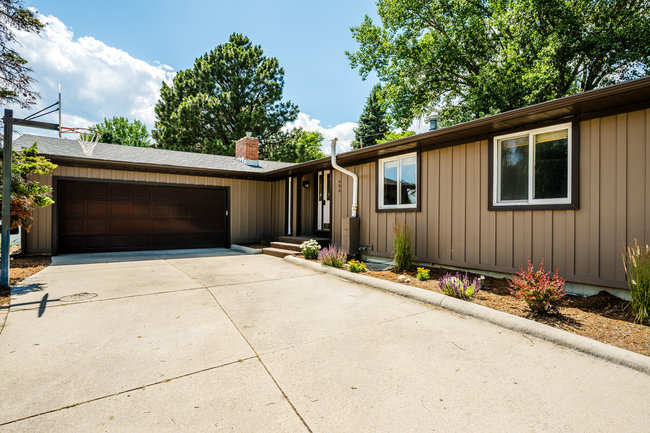 Buffalo, Wyoming, 82834, United States, 5 Bedrooms Bedrooms, ,2 BathroomsBathrooms,Residential,For Sale,1916157