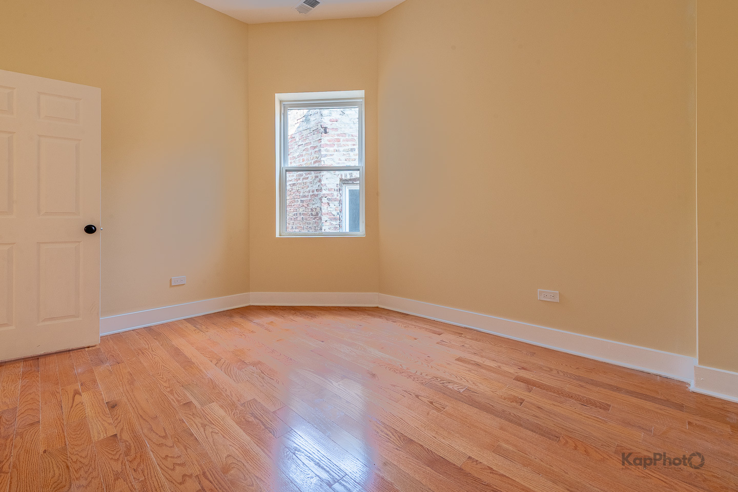 Chicago, Illinois, 60624, United States, 9 Bedrooms Bedrooms, ,Residential,For Sale,1979819