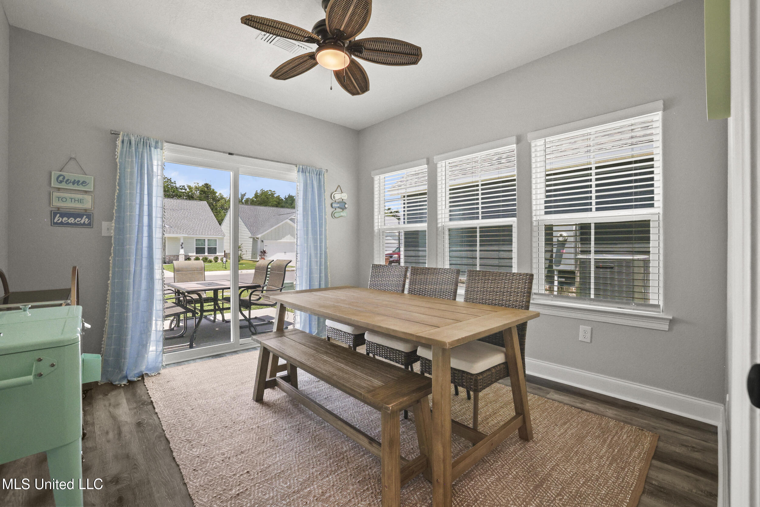 Biloxi, Mississippi, 39531, United States, 3 Bedrooms Bedrooms, ,3 BathroomsBathrooms,Residential,For Sale,1906978