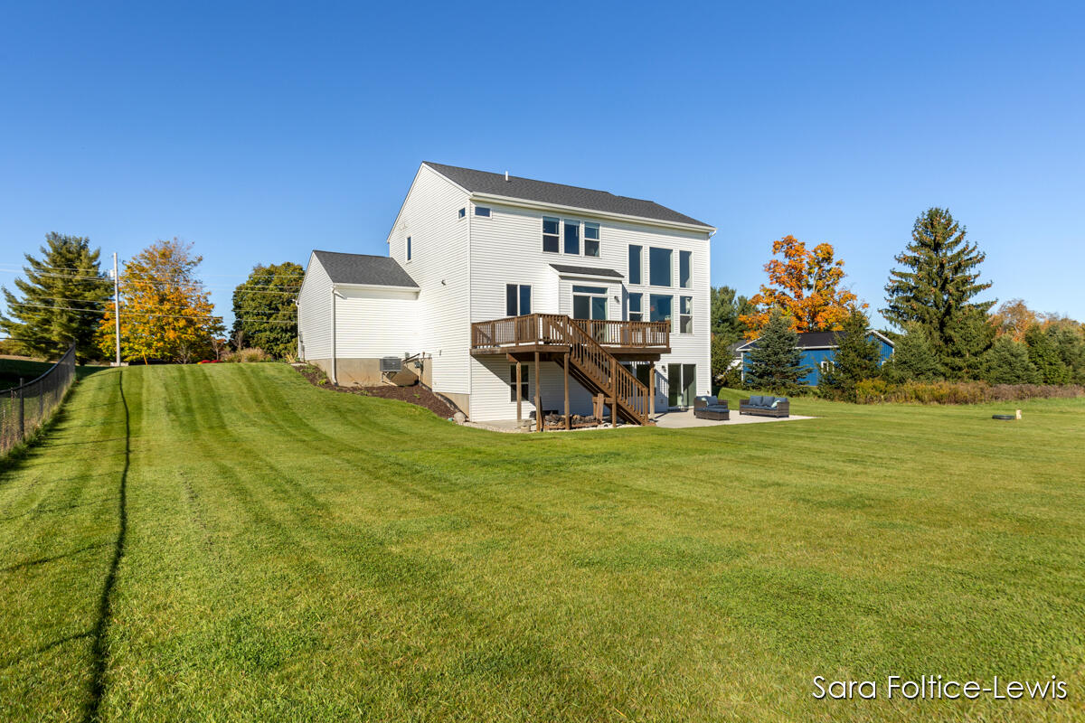 Grand Rapids, Michigan, 49512, United States, 4 Bedrooms Bedrooms, ,4 BathroomsBathrooms,Residential,For Sale,1976019