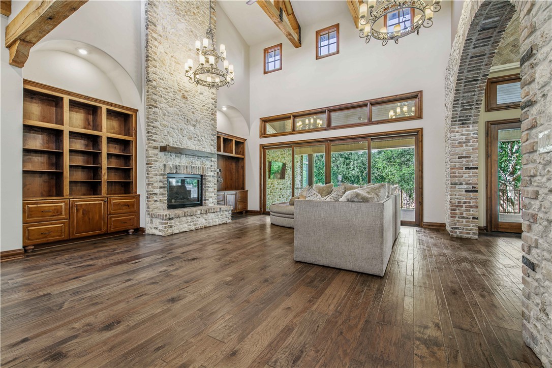 Bryan, Texas, 77802, United States, 4 Bedrooms Bedrooms, ,6 BathroomsBathrooms,Residential,For Sale,2015305