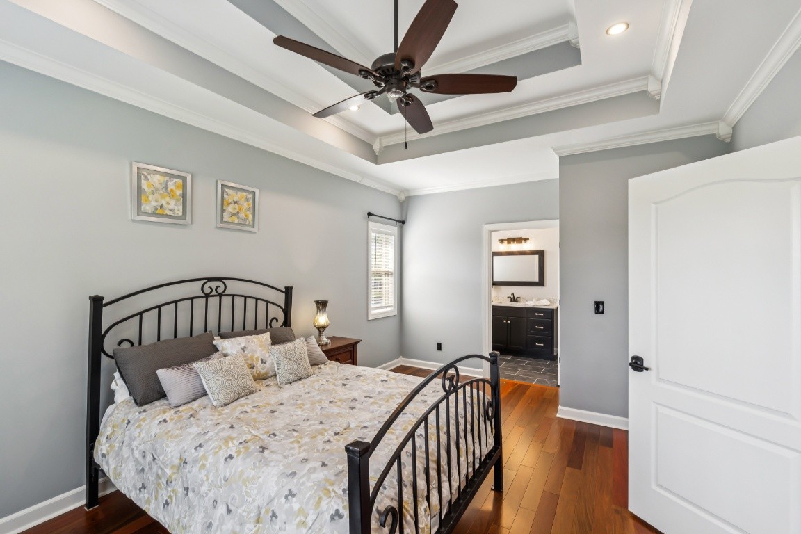 Nashville, Tennessee, 37221, United States, 4 Bedrooms Bedrooms, ,4 BathroomsBathrooms,Residential,For Sale,1940986