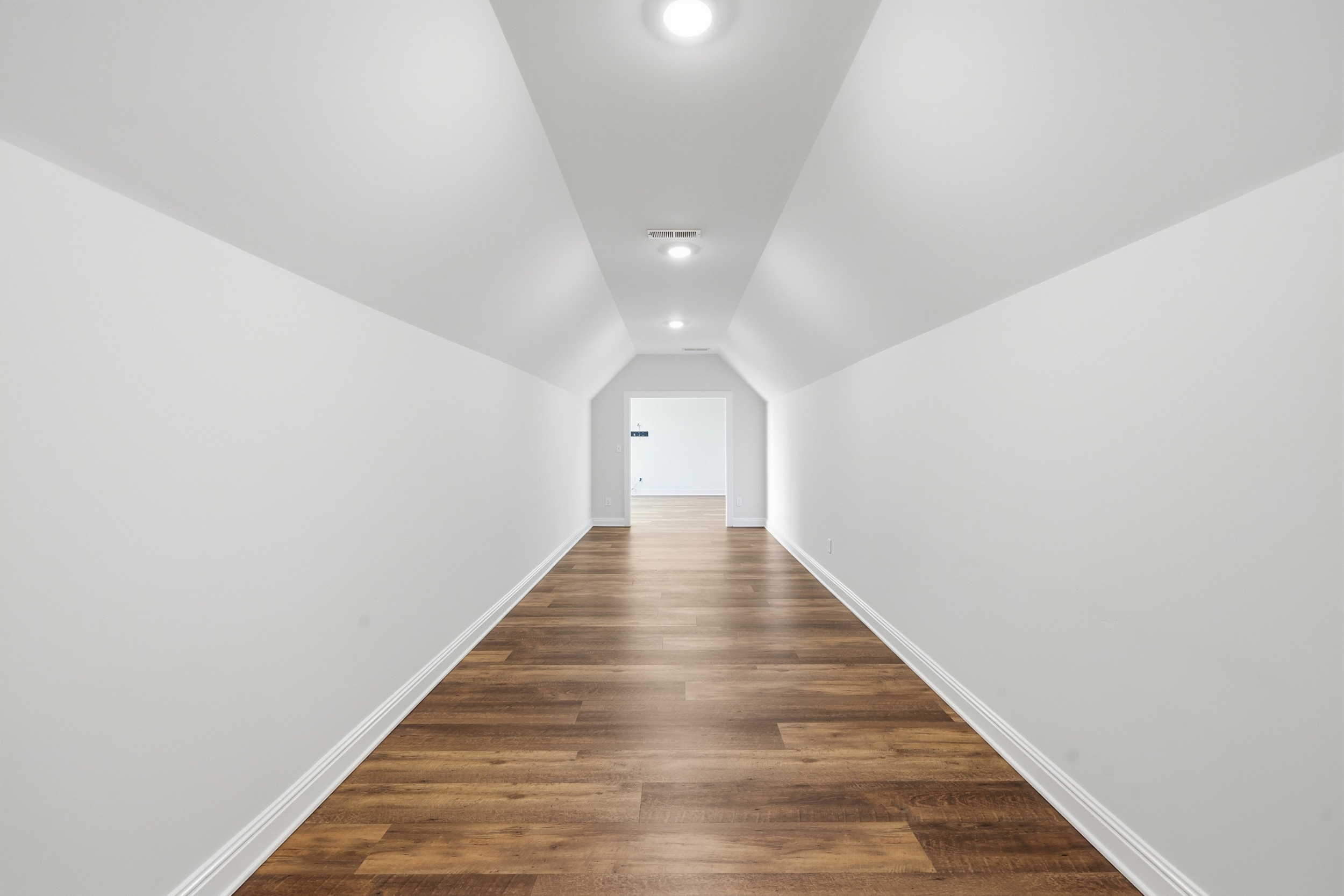  5142 Whites Lane - 物件實景