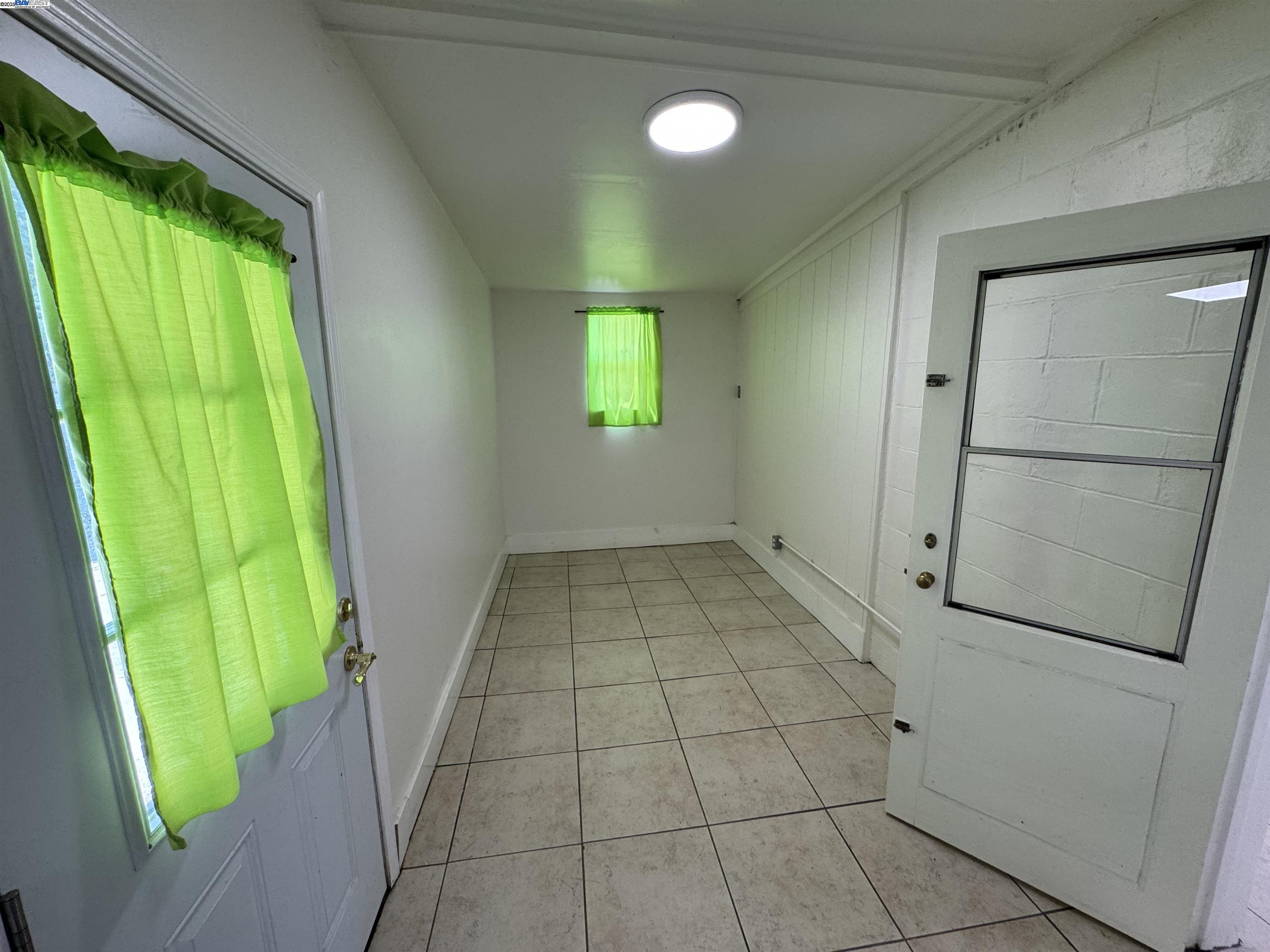 Fremont, California, 94536, United States, 2 Bedrooms Bedrooms, ,1 BathroomBathrooms,Residential,For Sale,1906886