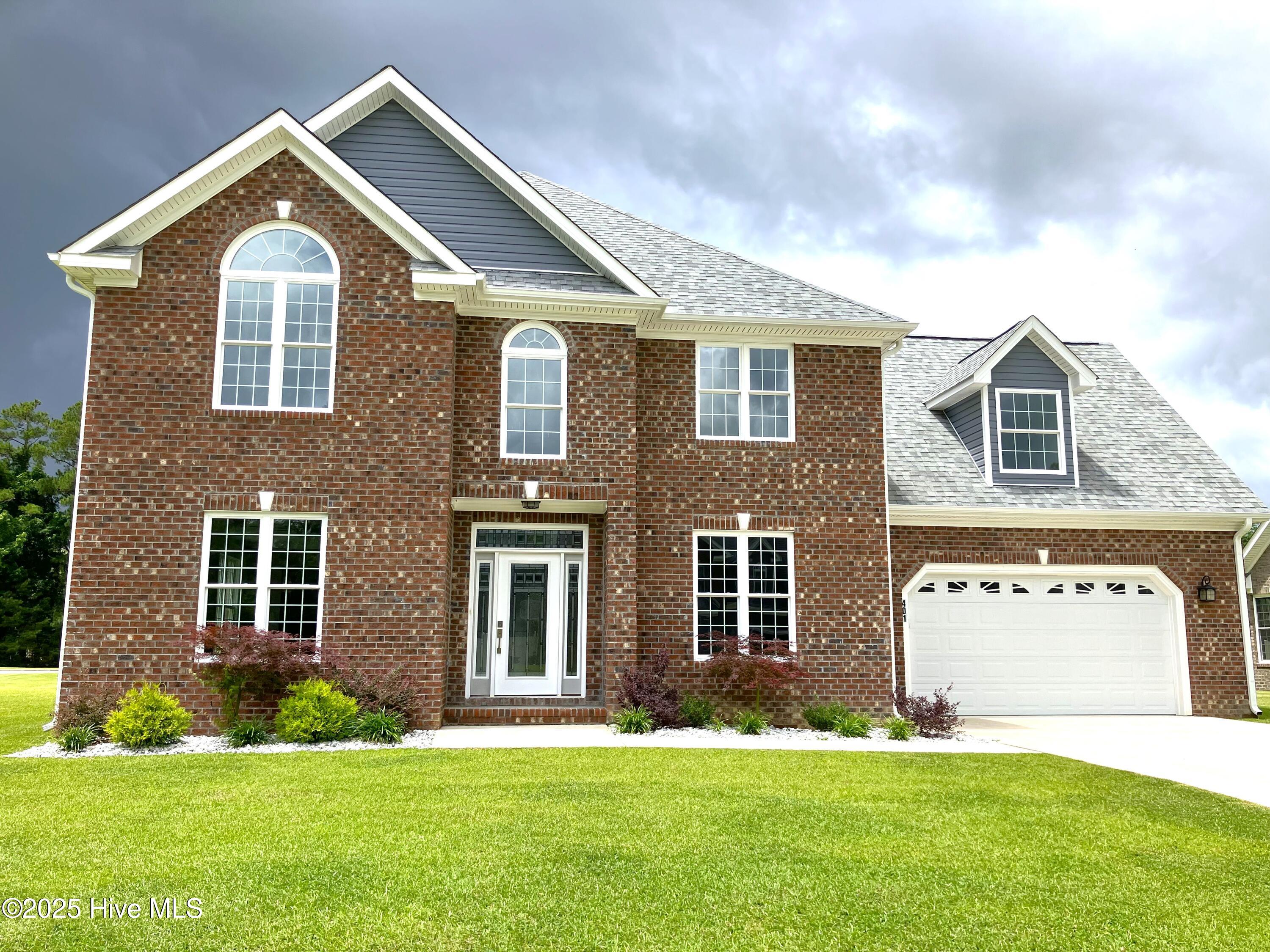 Jacksonville, North Carolina, 28546, United States, 5 Bedrooms Bedrooms, ,3 BathroomsBathrooms,Residential,For Sale,1980601