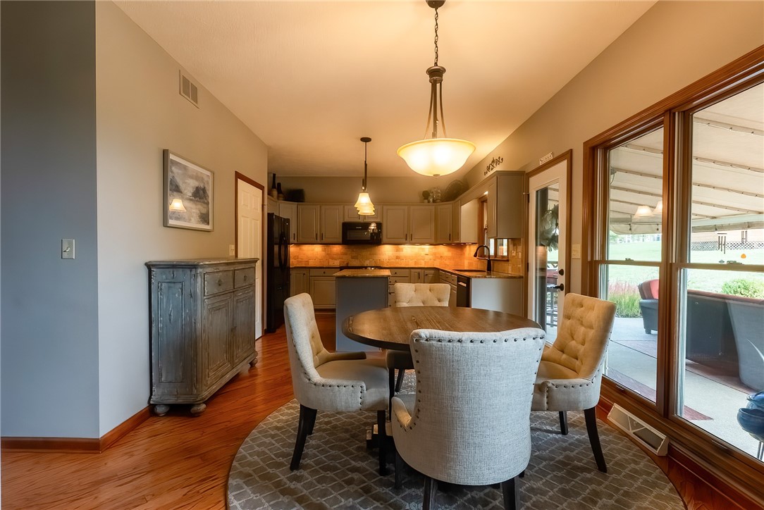 Finleyville, Pennsylvania, 15332, United States, 4 Bedrooms Bedrooms, ,4 BathroomsBathrooms,Residential,For Sale,1985685