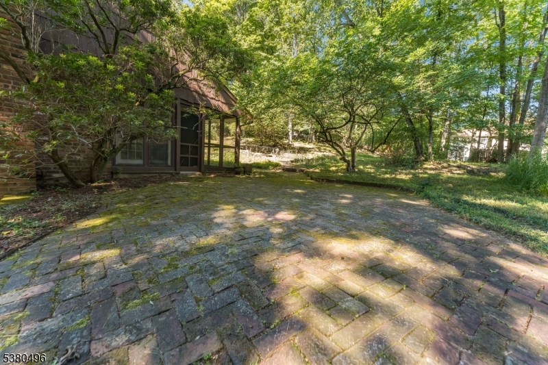 Bridgewater Twp., New Jersey, 07920, United States, 3 Bedrooms Bedrooms, ,2 BathroomsBathrooms,Residential,For Sale,1927151
