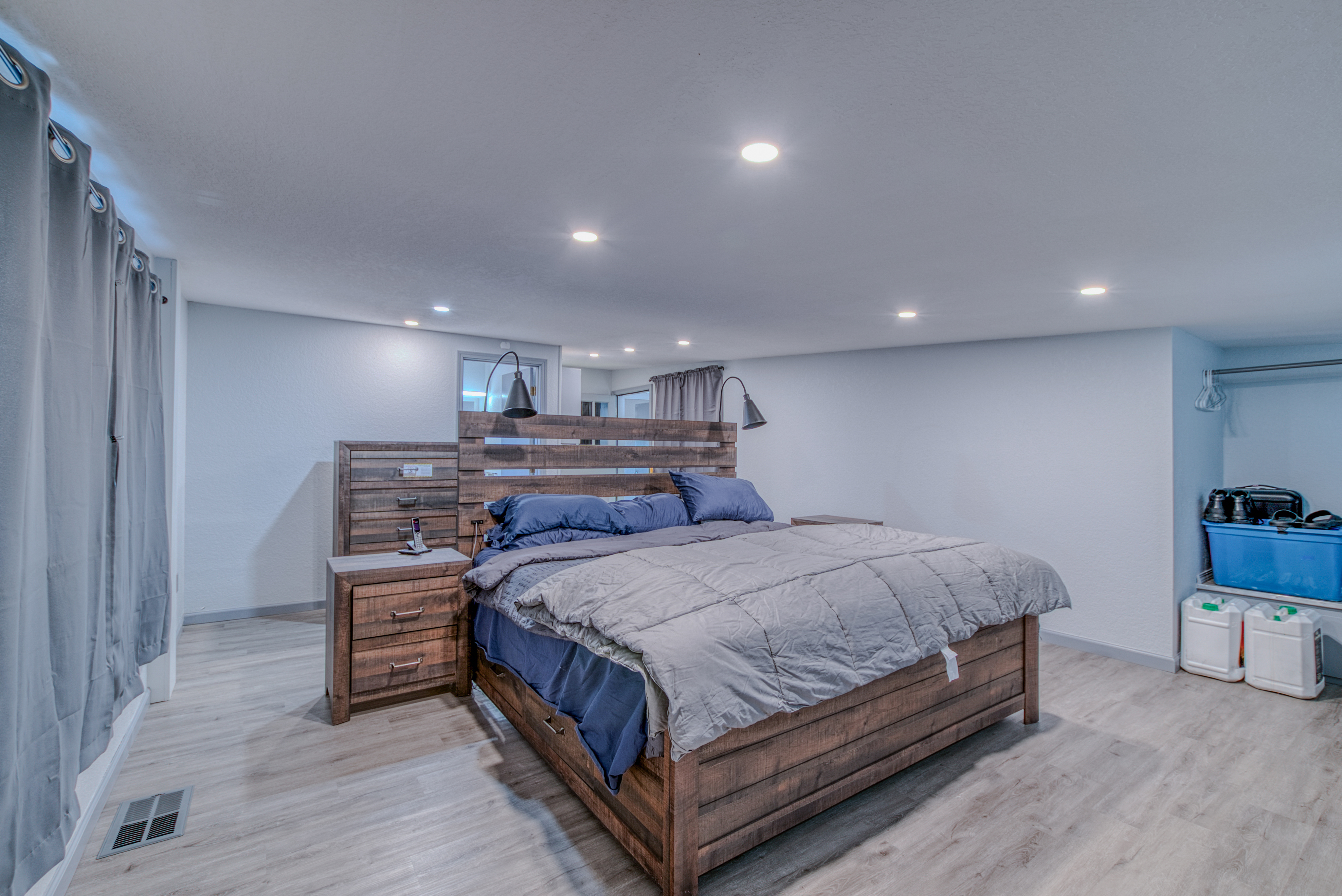 Carrizozo, New Mexico, 88301, United States, 3 Bedrooms Bedrooms, ,3 BathroomsBathrooms,Residential,For Sale,1695318