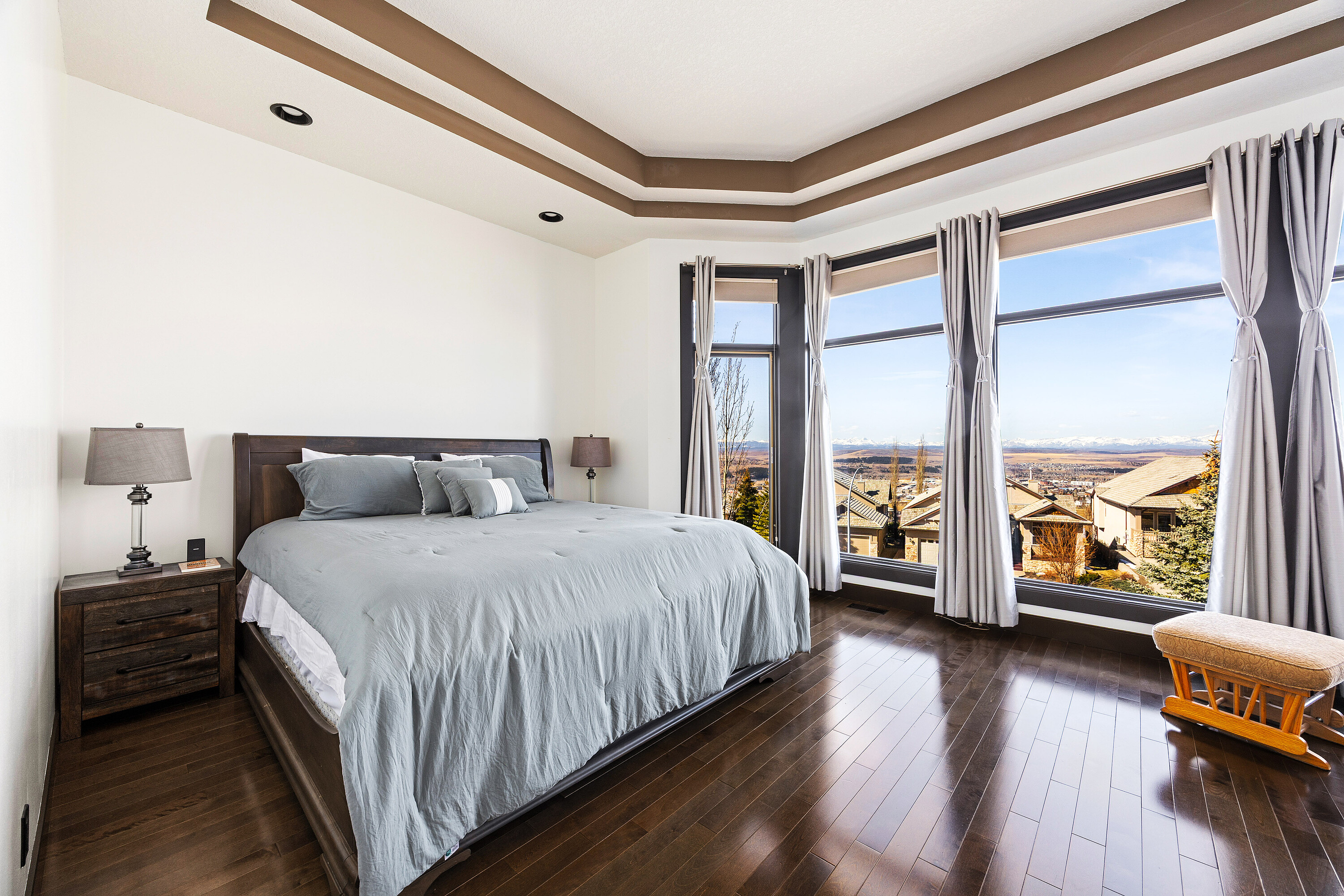 Elevated Mountain View Living - 物件實景