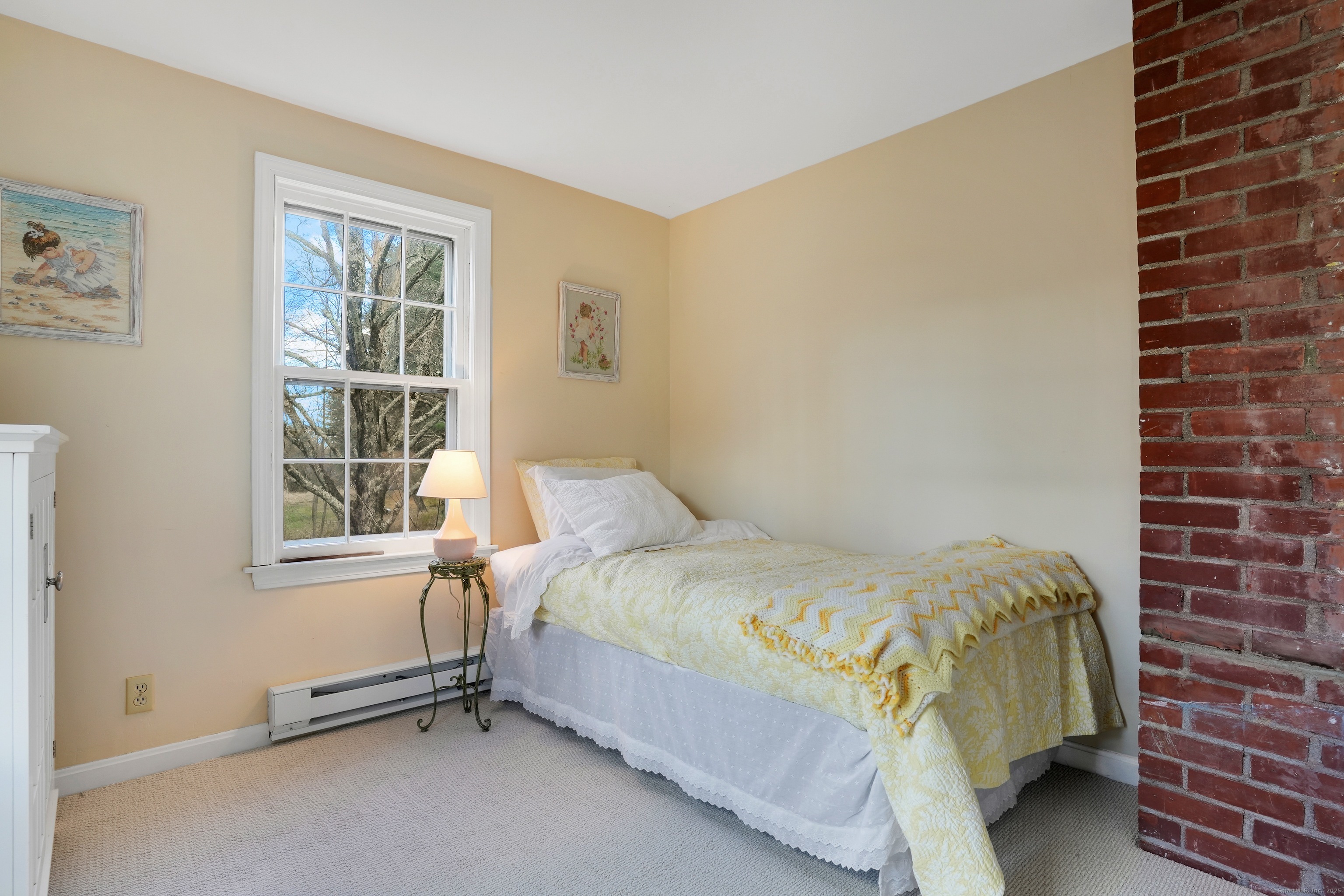 Canton, Connecticut, 06019, United States, 4 Bedrooms Bedrooms, ,3 BathroomsBathrooms,Residential,For Sale,1987943