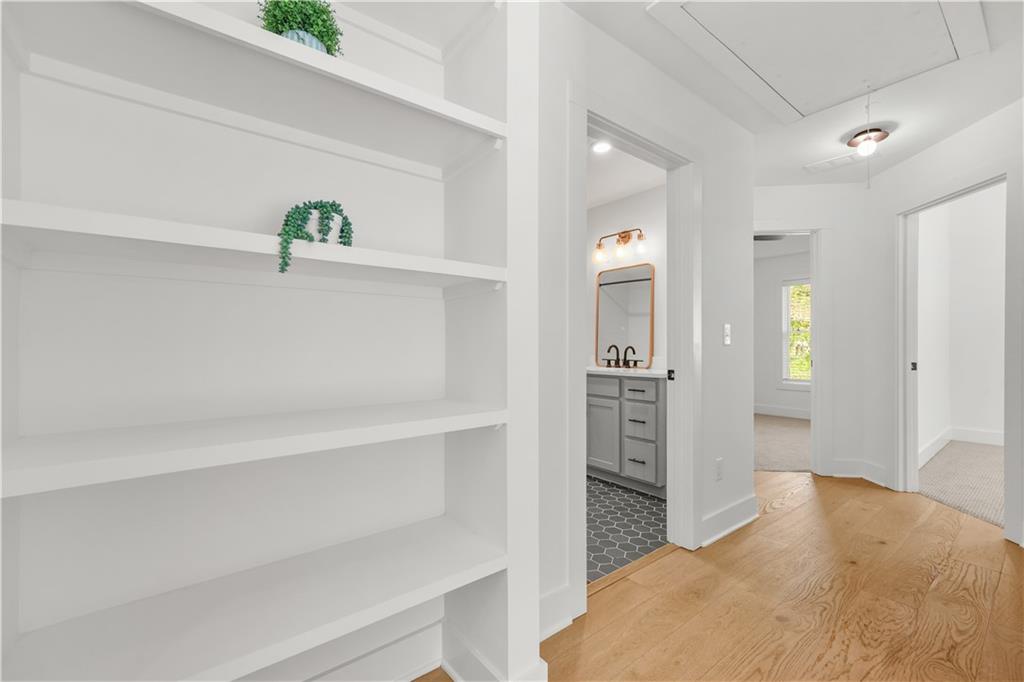 Atlanta, Georgia, 30315, United States, 3 Bedrooms Bedrooms, ,3 BathroomsBathrooms,Residential,For Sale,1966539