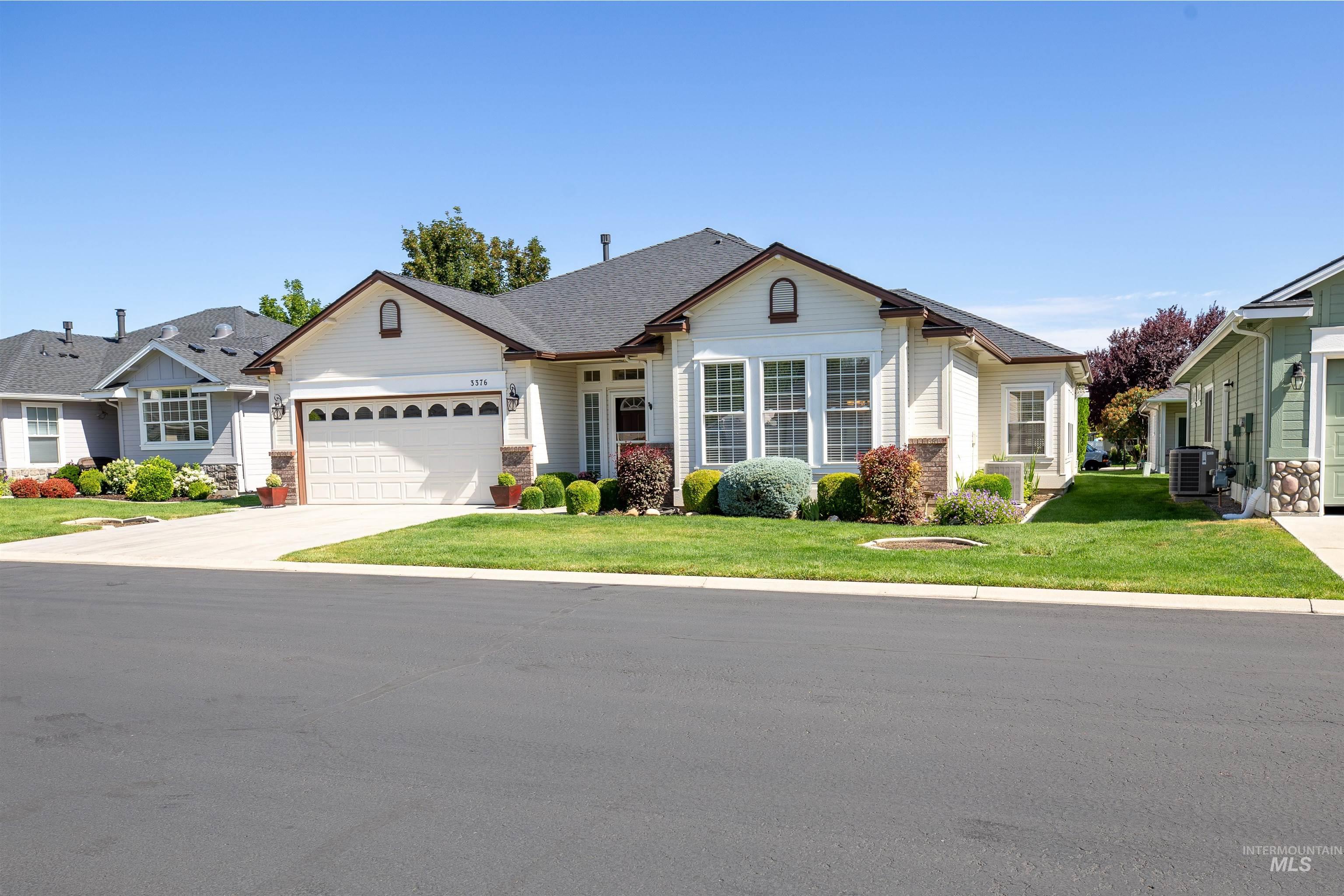 Meridian, Idaho, 83646, United States, 2 Bedrooms Bedrooms, ,Residential,For Sale,1889907