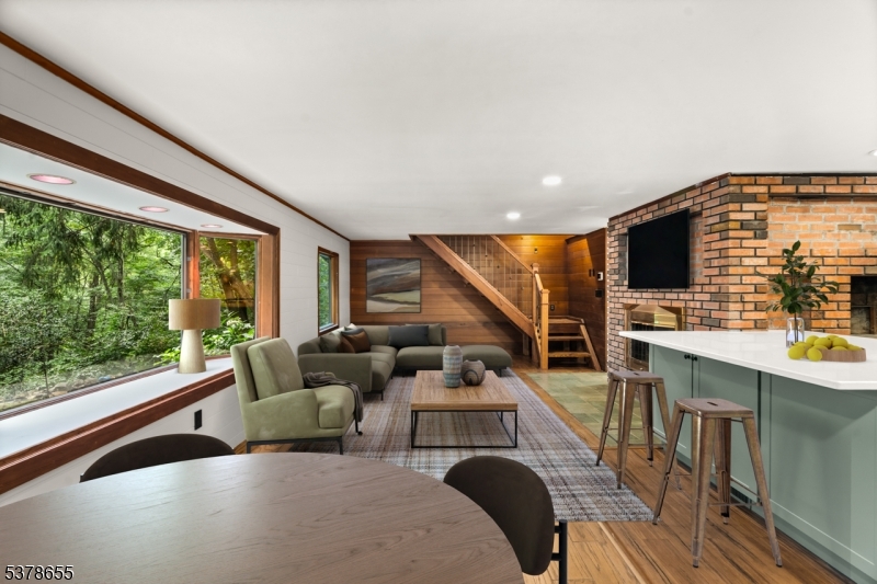 Lebanon Twp., New Jersey, 08826, United States, 3 Bedrooms Bedrooms, ,2 BathroomsBathrooms,Residential,For Sale,1972672