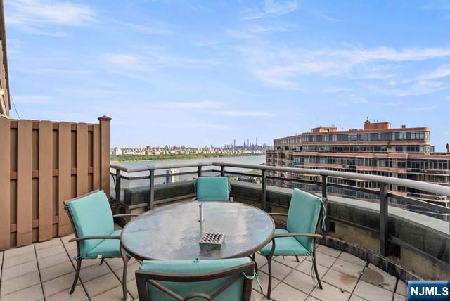 Cliffside Park, New Jersey, 07010, United States, 3 Bedrooms Bedrooms, ,4 BathroomsBathrooms,Residential,For Sale,1885354