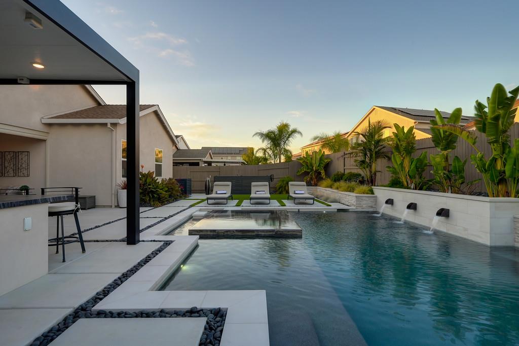 Roseville, California, 95747, United States, 4 Bedrooms Bedrooms, ,4 BathroomsBathrooms,Residential,For Sale,1927249