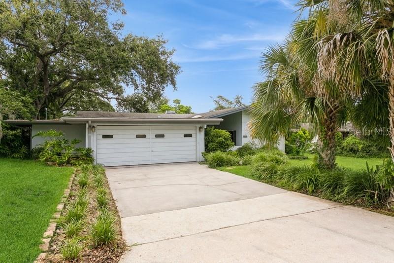 Dunedin, Florida, 34698, United States, 3 Bedrooms Bedrooms, ,2 BathroomsBathrooms,Residential,For Sale,1857306