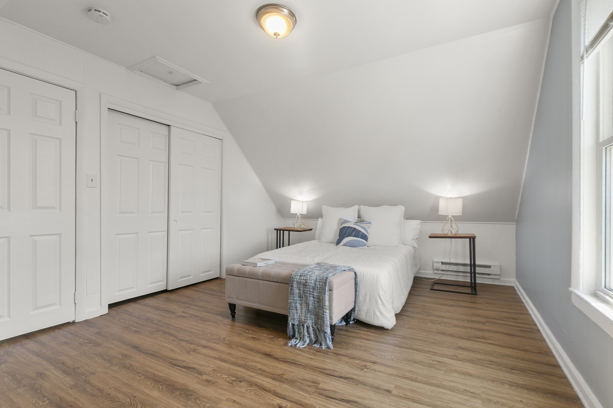 Revere, Massachusetts, 02151, United States, 5 Bedrooms Bedrooms, ,2 BathroomsBathrooms,Residential,For Sale,1974835