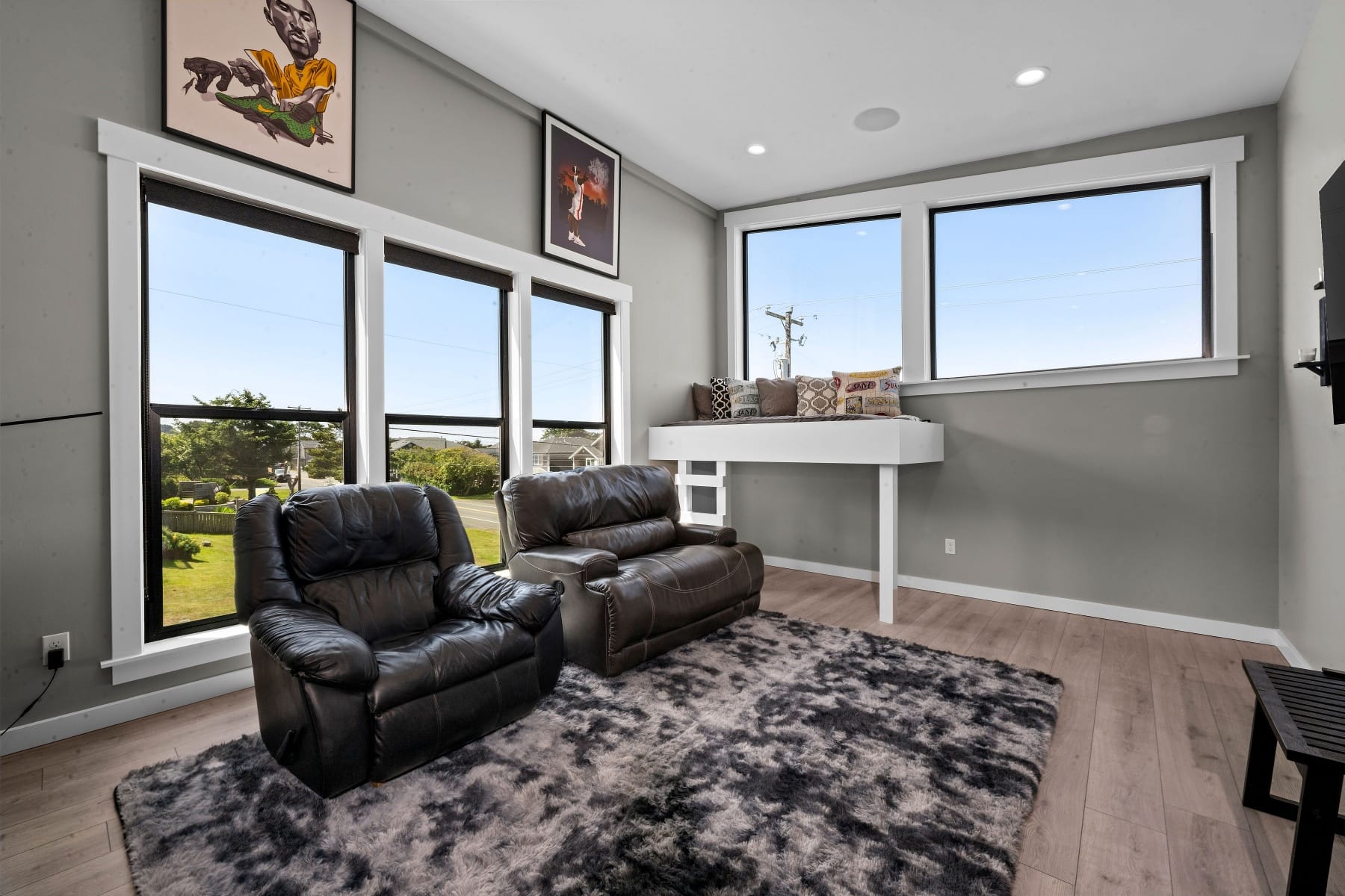  2887 S HEMLOCK ST Cannon Beach, OR 97110 - 物件實景