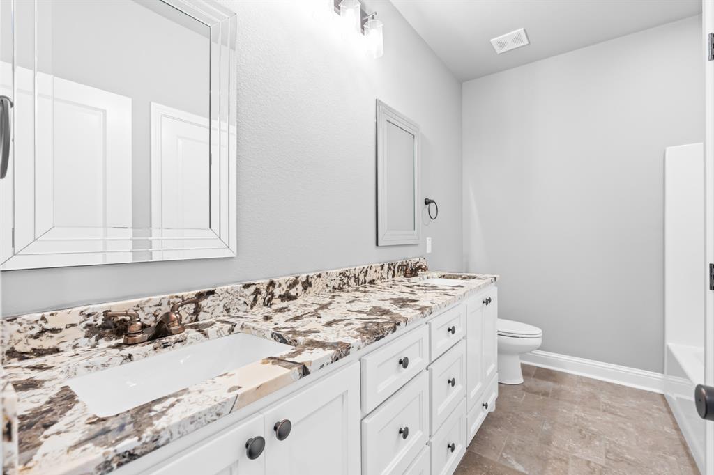 Robinson, Texas, 76706, United States, 4 Bedrooms Bedrooms, ,3 BathroomsBathrooms,Residential,For Sale,1805601