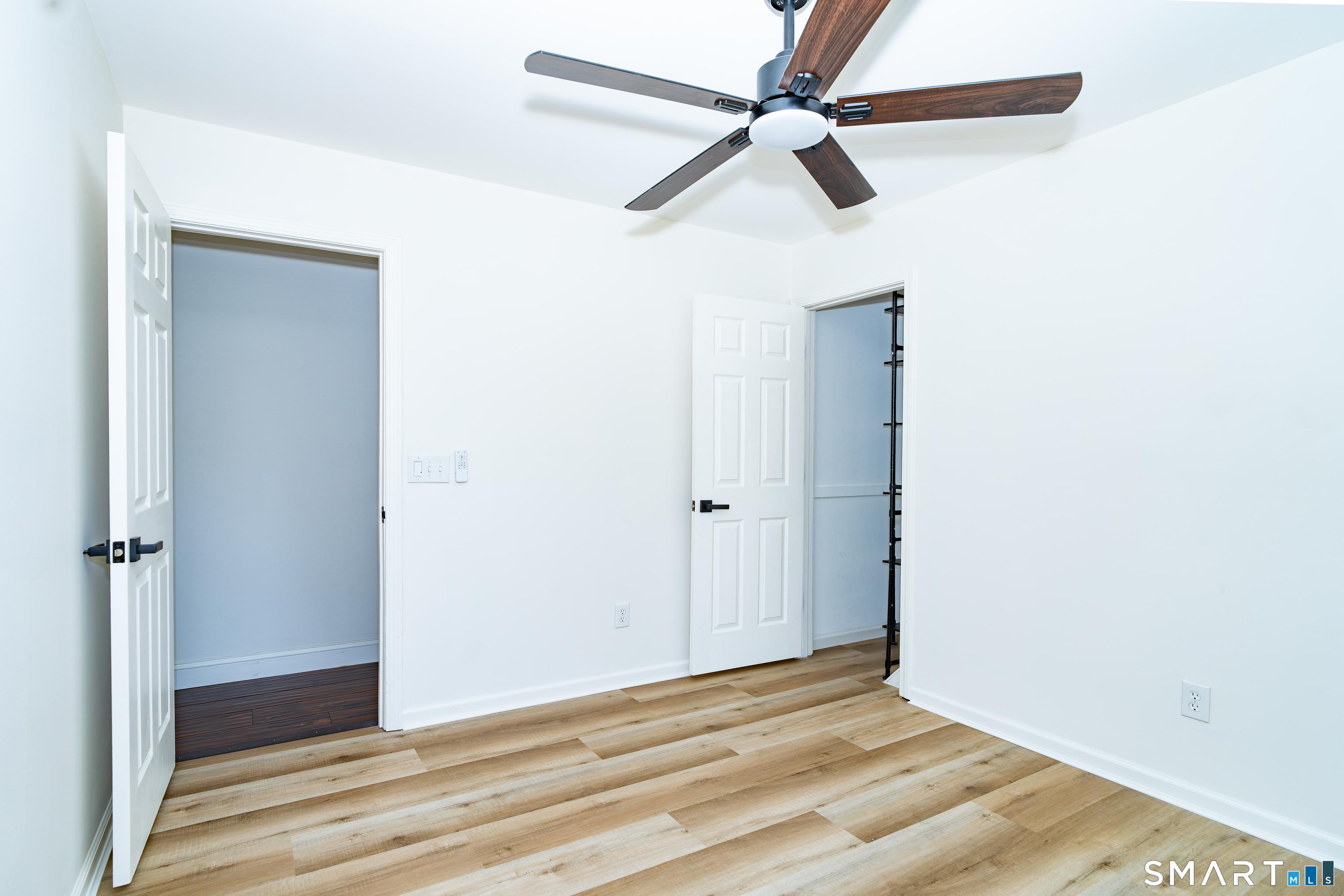476, Connecticut, 06378, United States, 3 Bedrooms Bedrooms, ,2 BathroomsBathrooms,Residential,For Sale,2025073