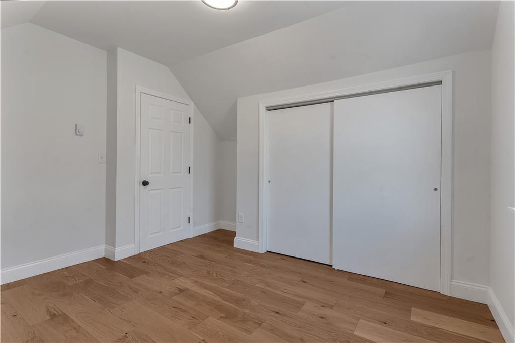 Burrillville, Rhode Island, 02859, United States, 5 Bedrooms Bedrooms, ,3 BathroomsBathrooms,Residential,For Sale,2008536