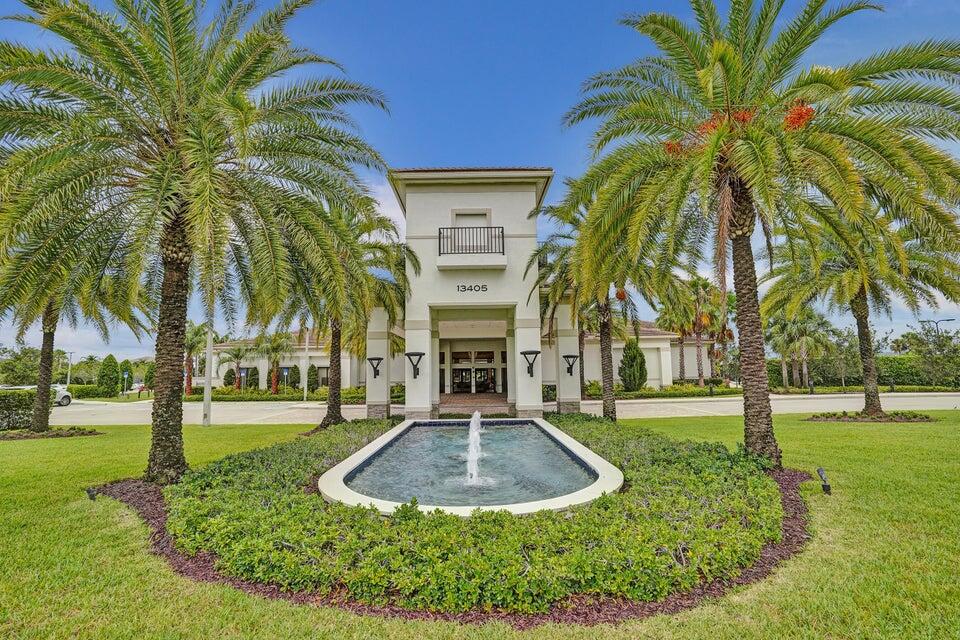 Delray Beach, Florida, 33446, United States, 4 Bedrooms Bedrooms, ,2 BathroomsBathrooms,Residential,For Sale,1898707