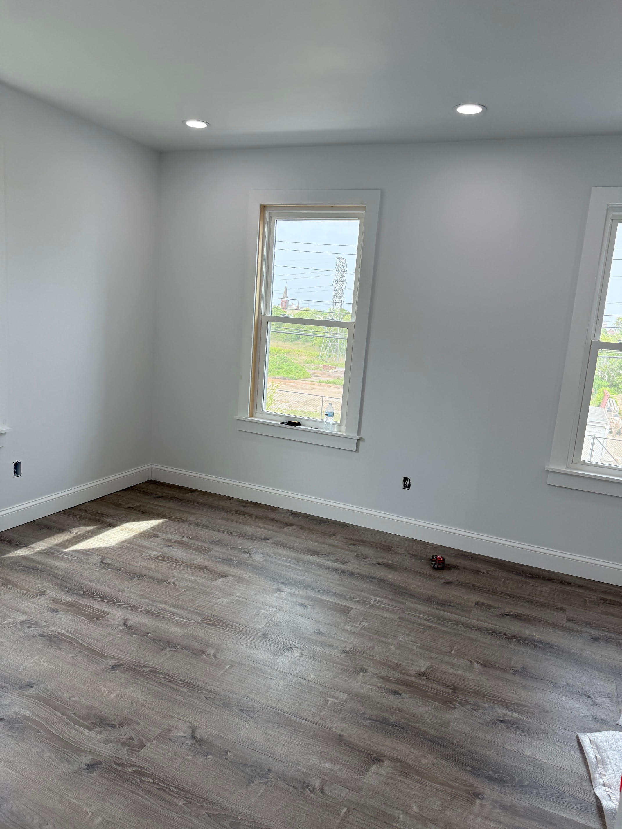 Bridgeport, Connecticut, 06610, United States, 6 Bedrooms Bedrooms, ,3 BathroomsBathrooms,Residential,For Sale,1929111